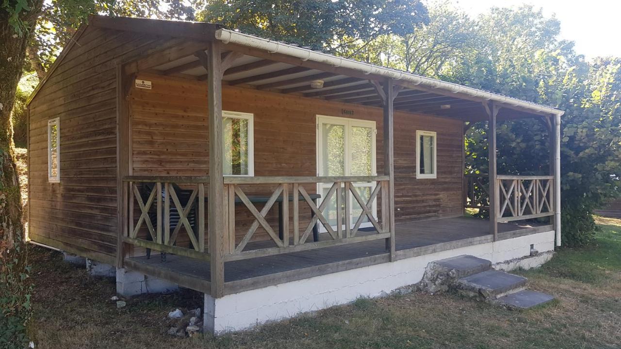 Camping Les Terrasses De Dordogne Rouffignac Saint-Cernin Екстериор снимка