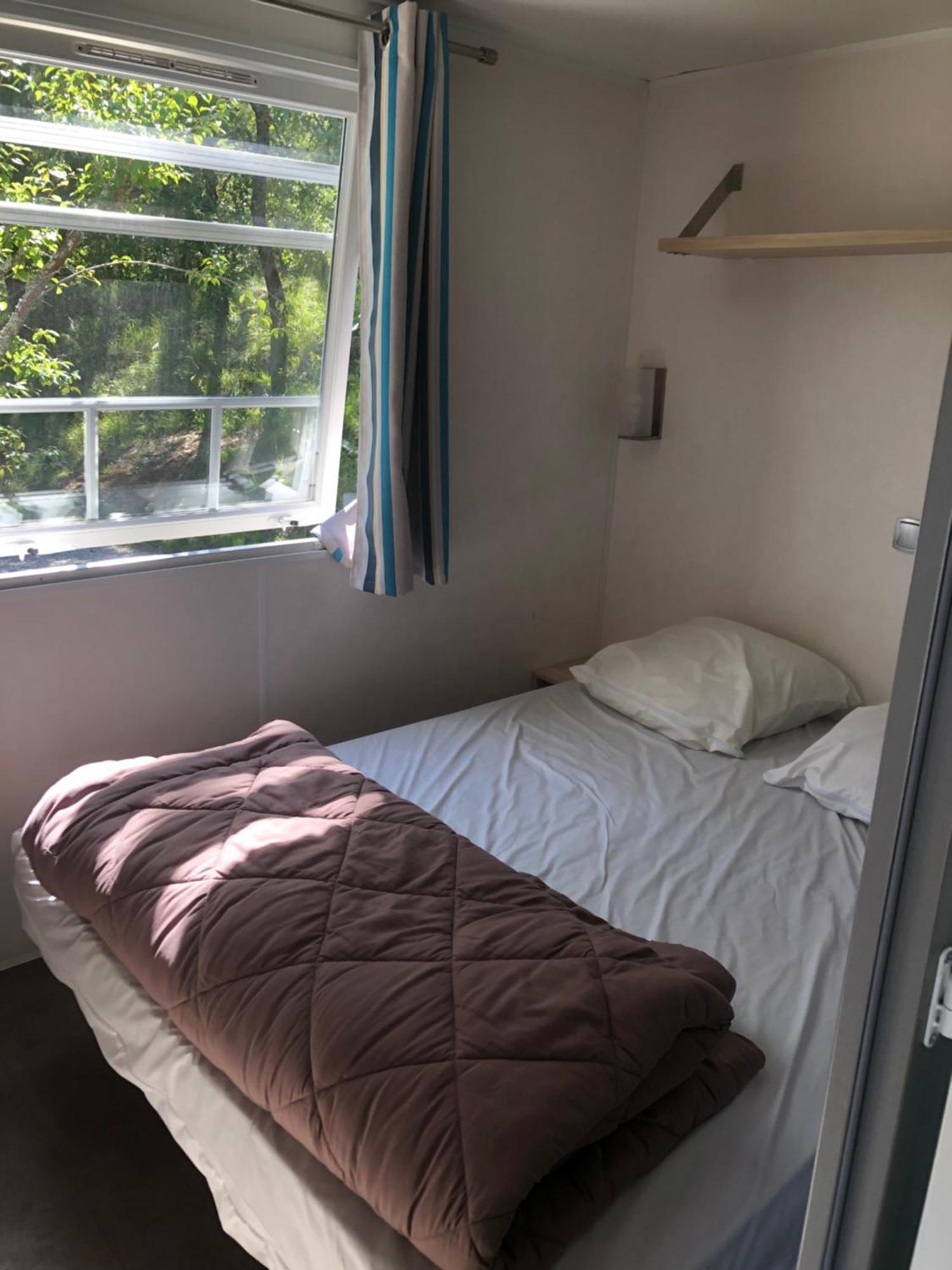 Camping Les Terrasses De Dordogne Rouffignac Saint-Cernin Екстериор снимка