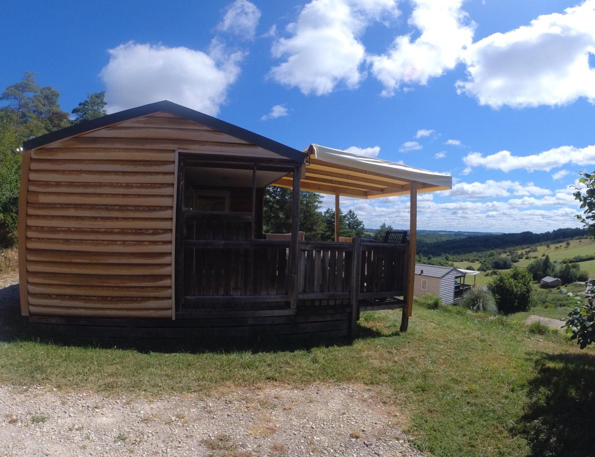 Camping Les Terrasses De Dordogne Rouffignac Saint-Cernin Екстериор снимка