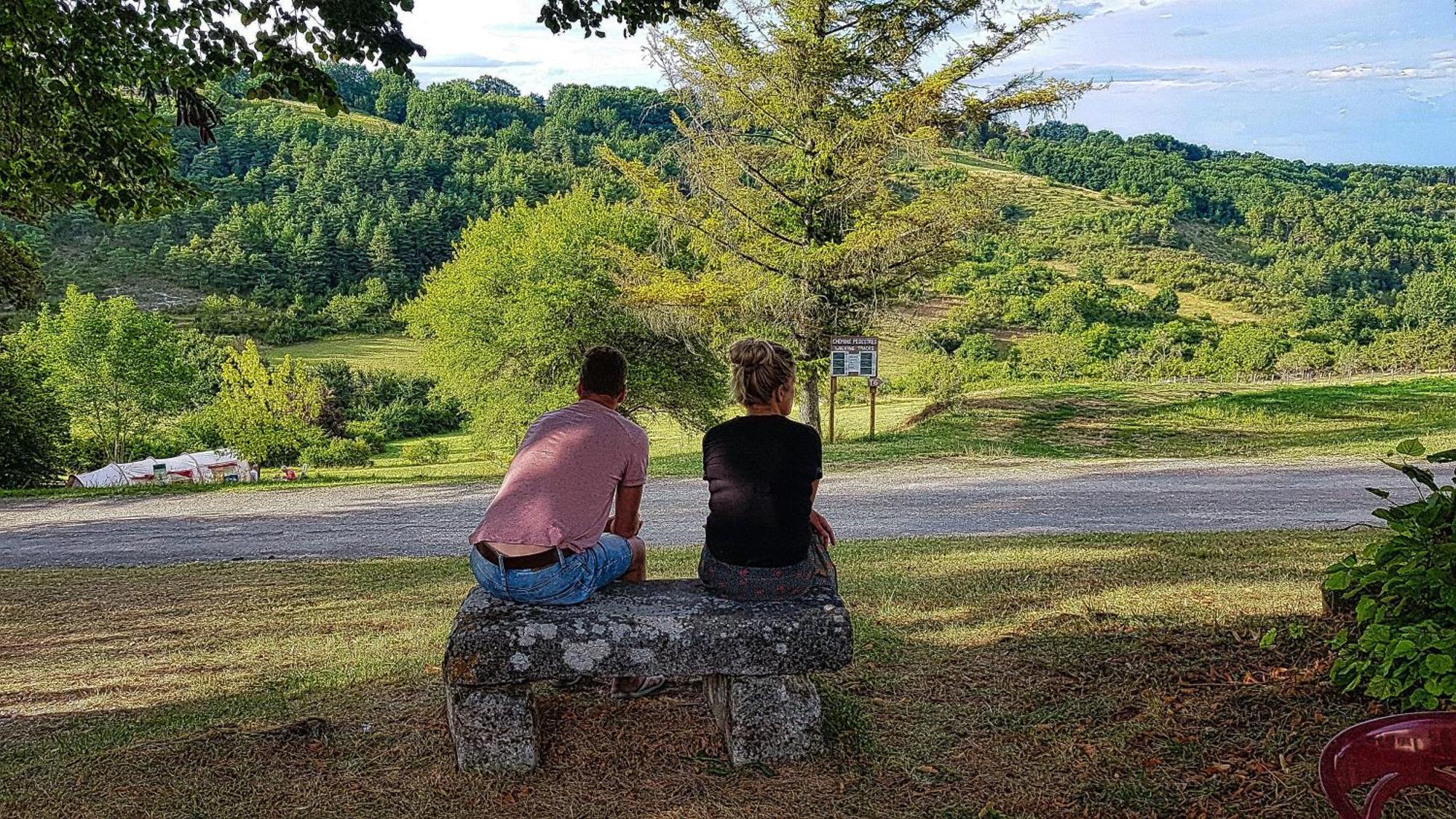 Camping Les Terrasses De Dordogne Rouffignac Saint-Cernin Екстериор снимка