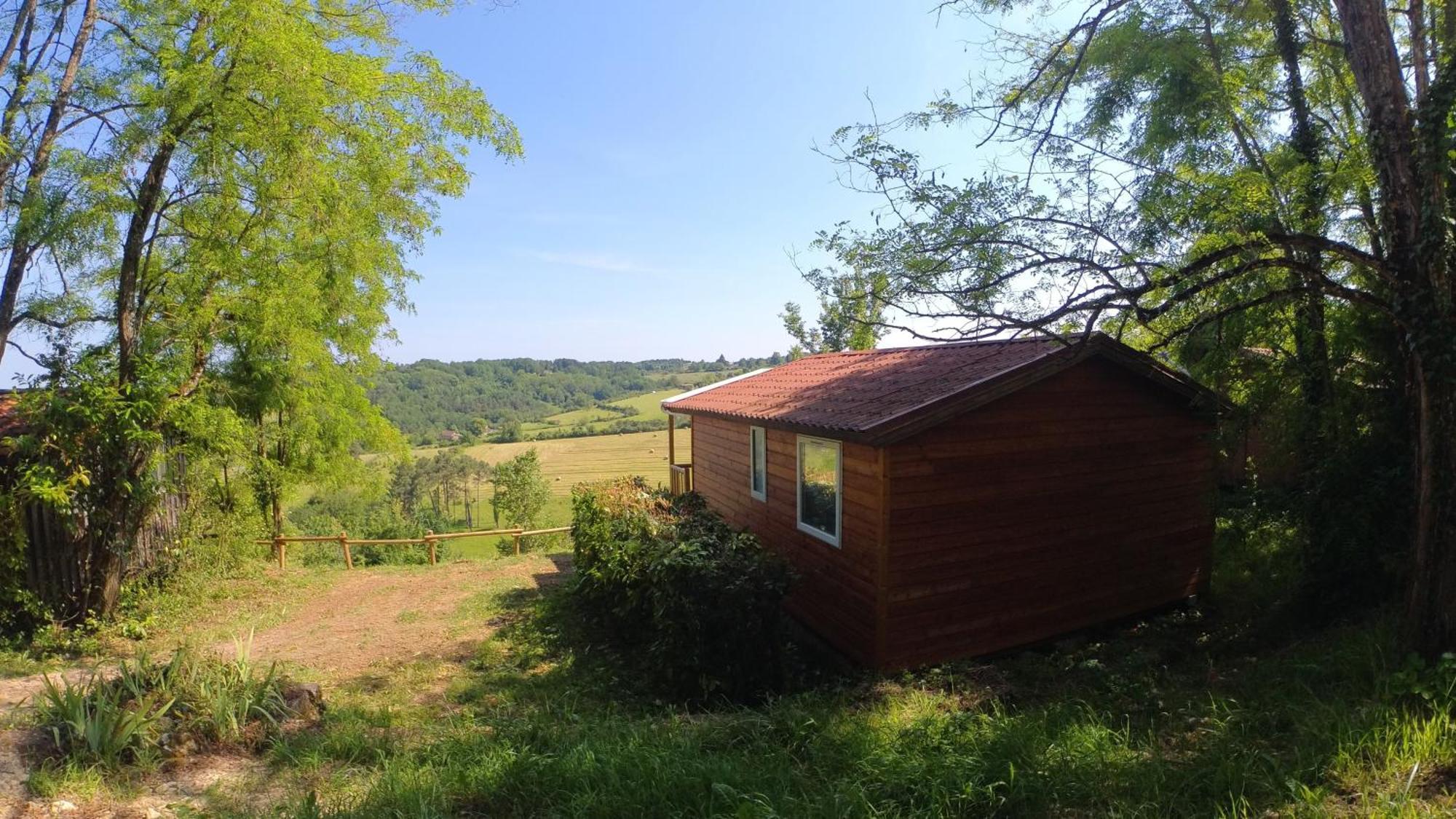Camping Les Terrasses De Dordogne Rouffignac Saint-Cernin Стая снимка