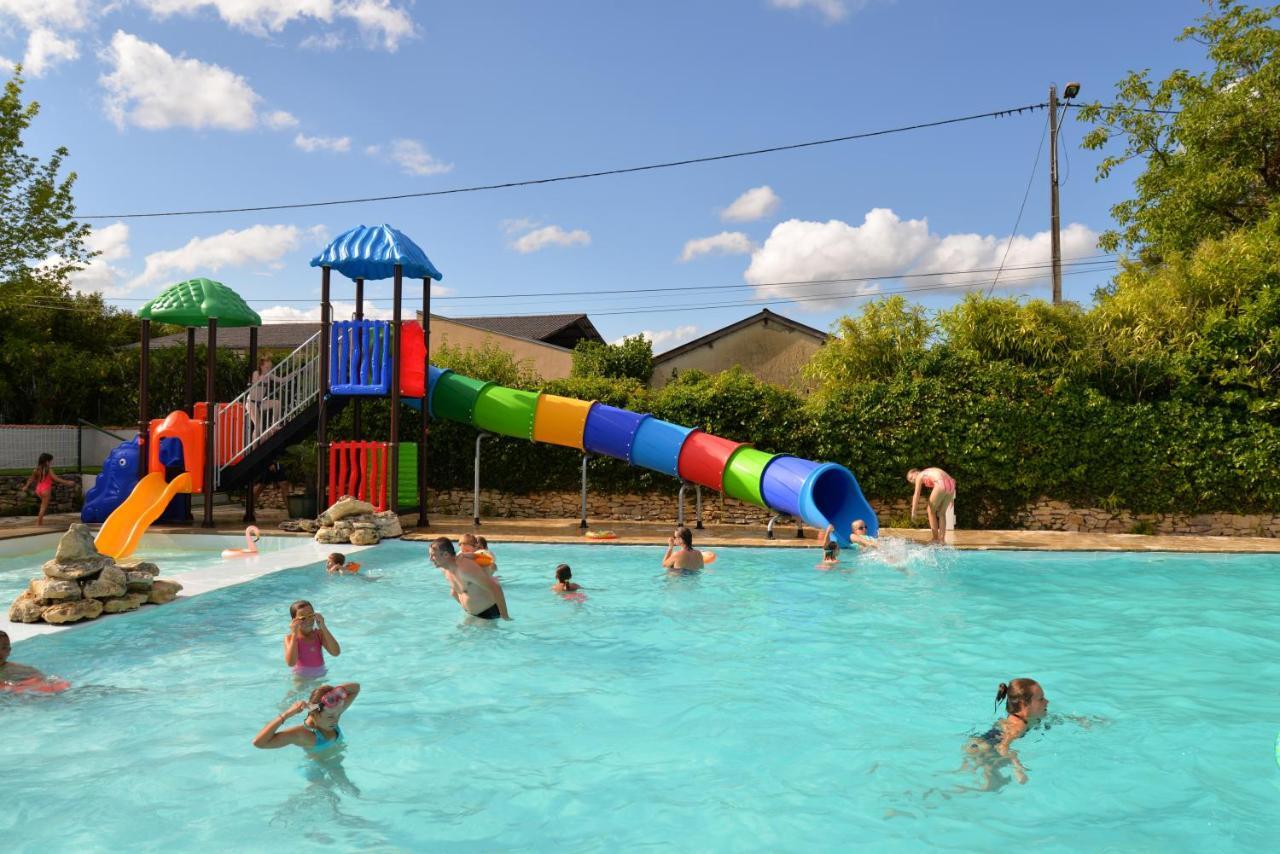 Camping Les Terrasses De Dordogne Rouffignac Saint-Cernin Екстериор снимка